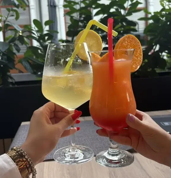 Tables of Charles restaurant