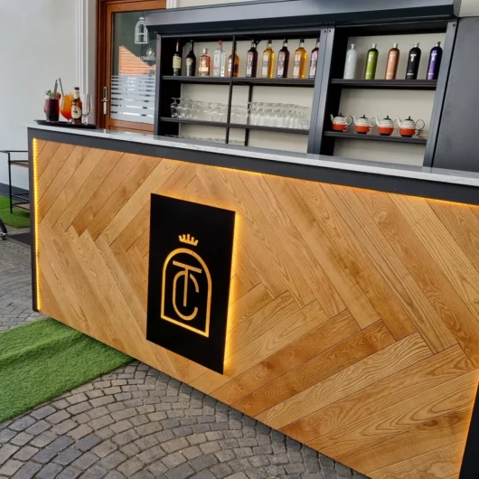 Tables of Charles restaurant